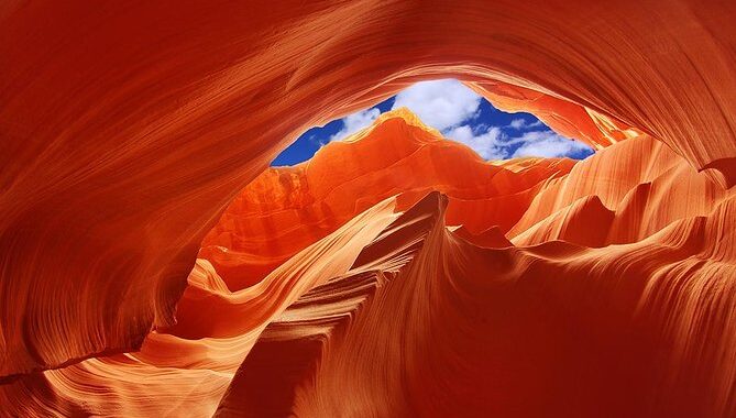 Lower Antelope Canyon Tours: The Complete Guide to an Unforgettable Arizona Adventure